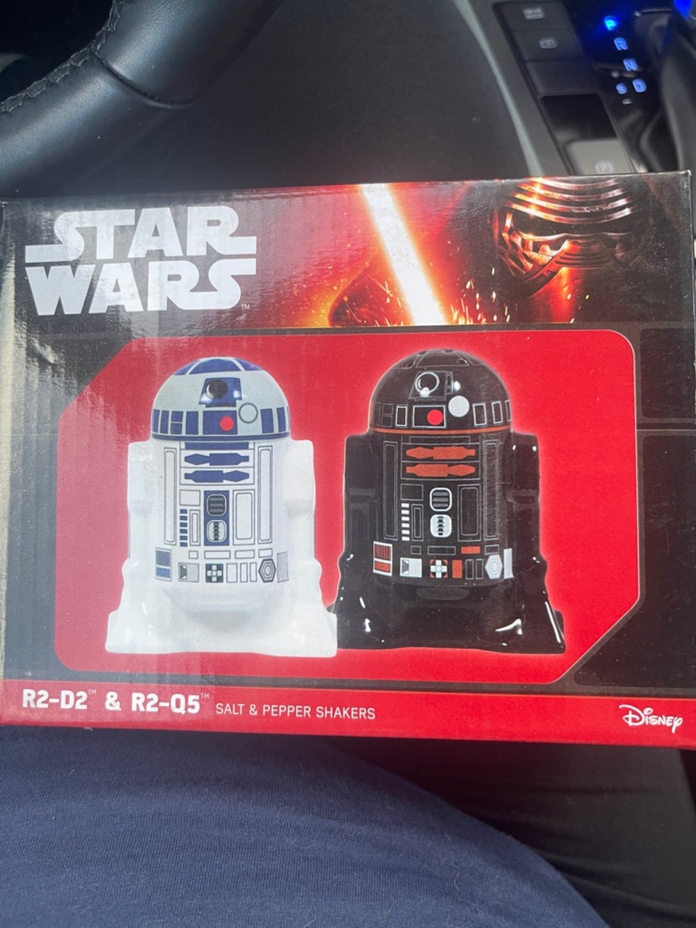 Disney Star Wars R2-D2 White & R2-Q5 Black Salt and Pepper Shakers